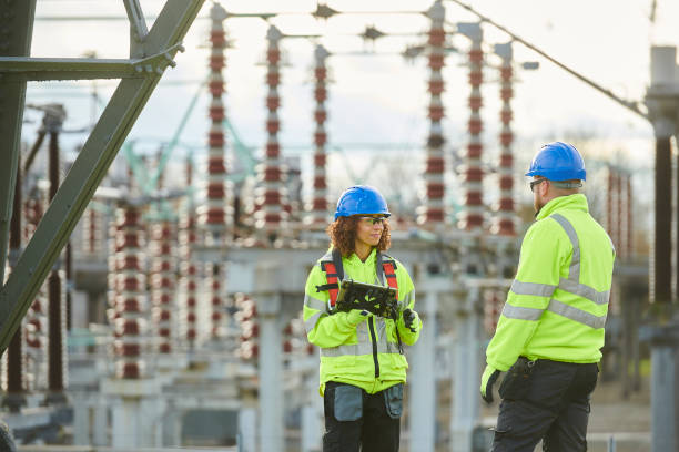 Best Electrical Contractors for Businesses  in Longmont, CO